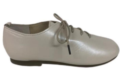 【かぼちゃの馬車CA-15 パール】ころんと靴紐シューズ